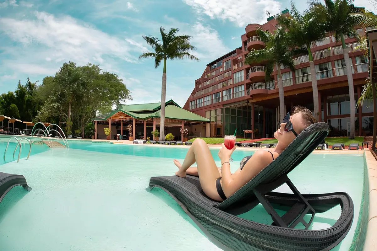 The outdoor pool at the Amerian Portal del Iguazú